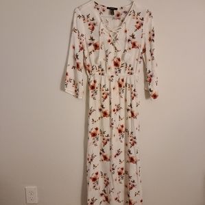 Forever 21 White Floral Maxi Dress